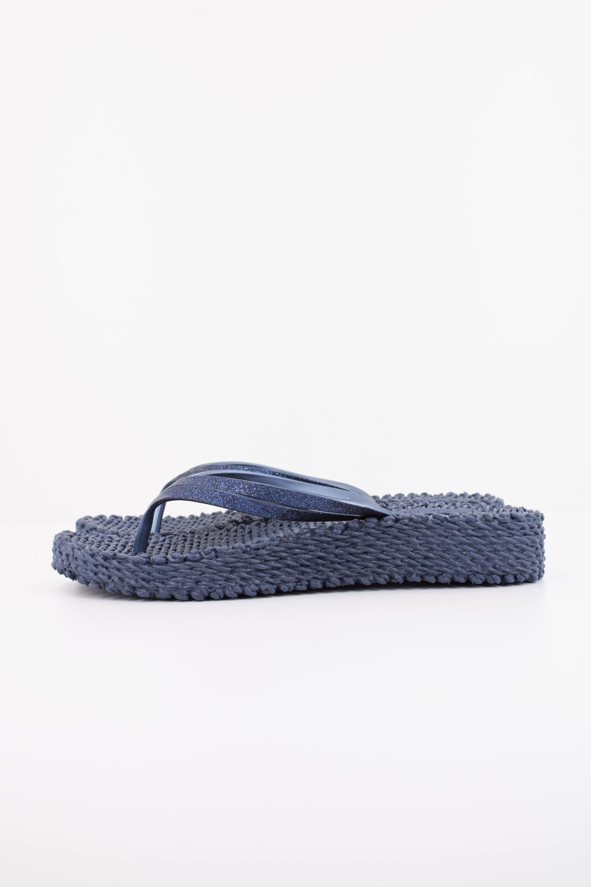 ILSE JACOBSEN CHEERFUL CHANCLA en color AZUL (1)