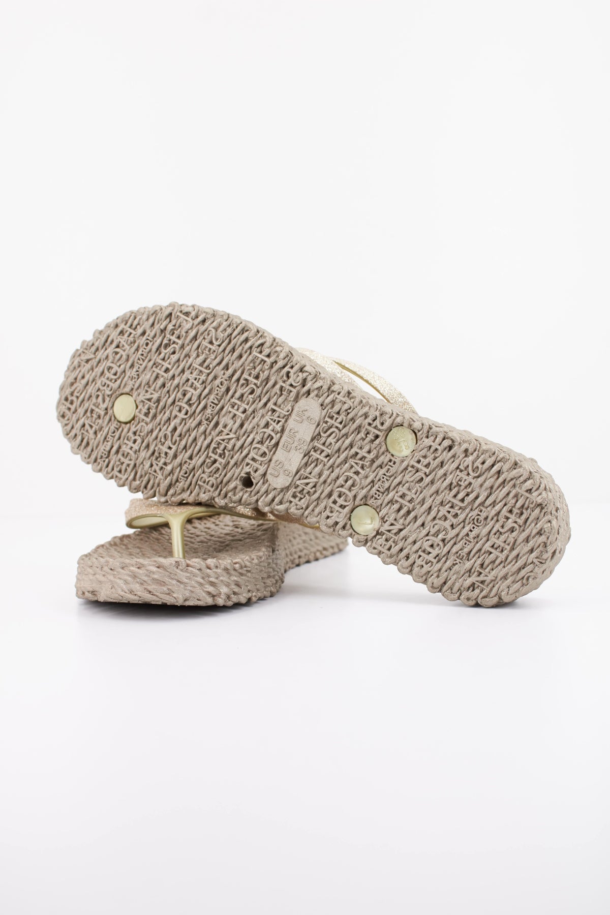 ILSE JACOBSEN CHEERFUL CHANCLA en color VERDE (5)