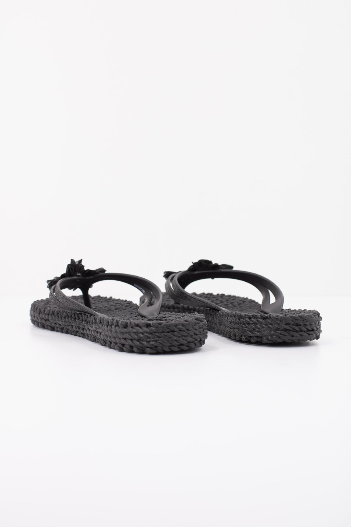 ILSE JACOBSEN CHEERFULF en color NEGRO (4)