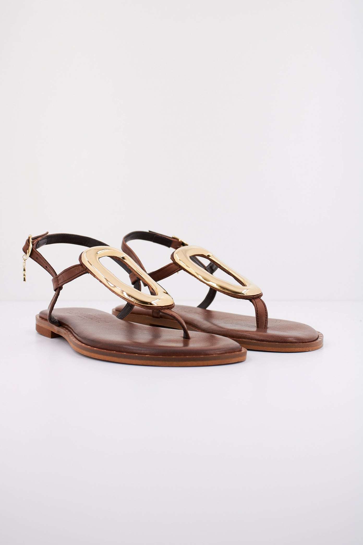 CARYATIS C en color MARRON (2)