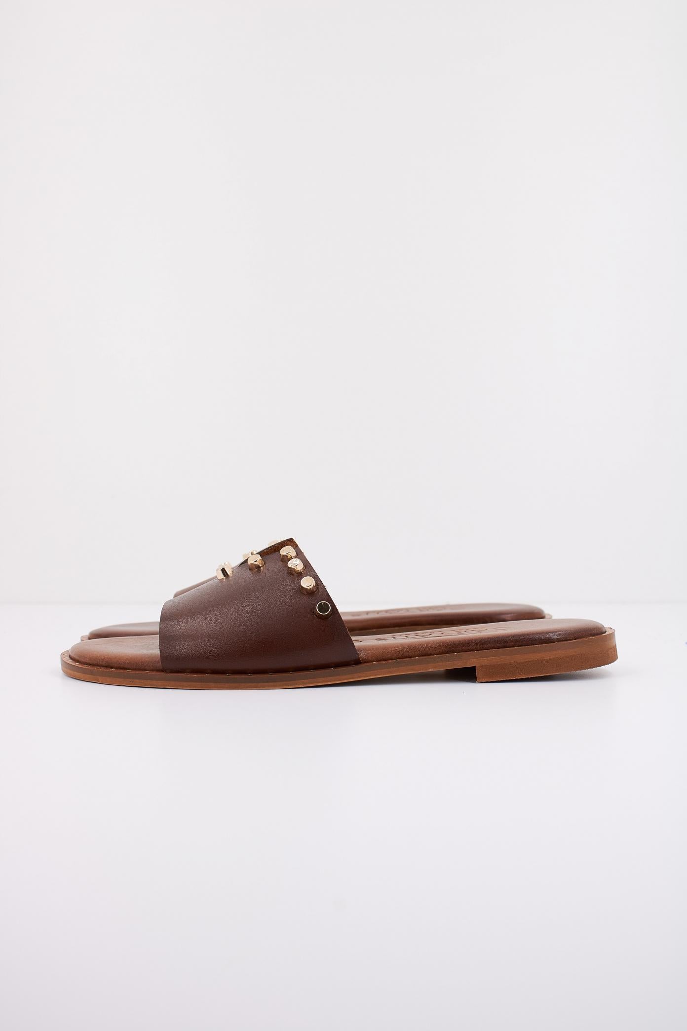 CARYATIS C en color MARRON (1)