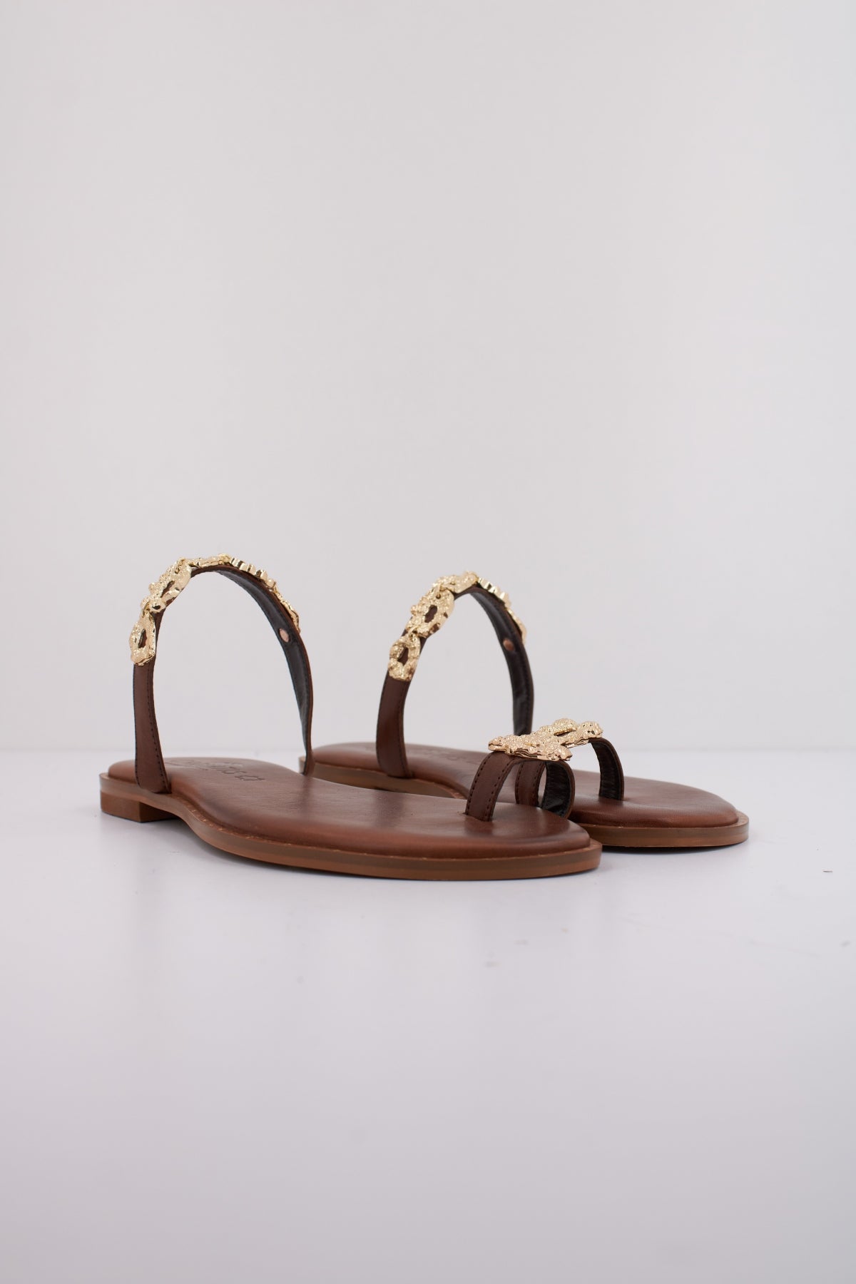 CARYATIS C en color MARRON (2)