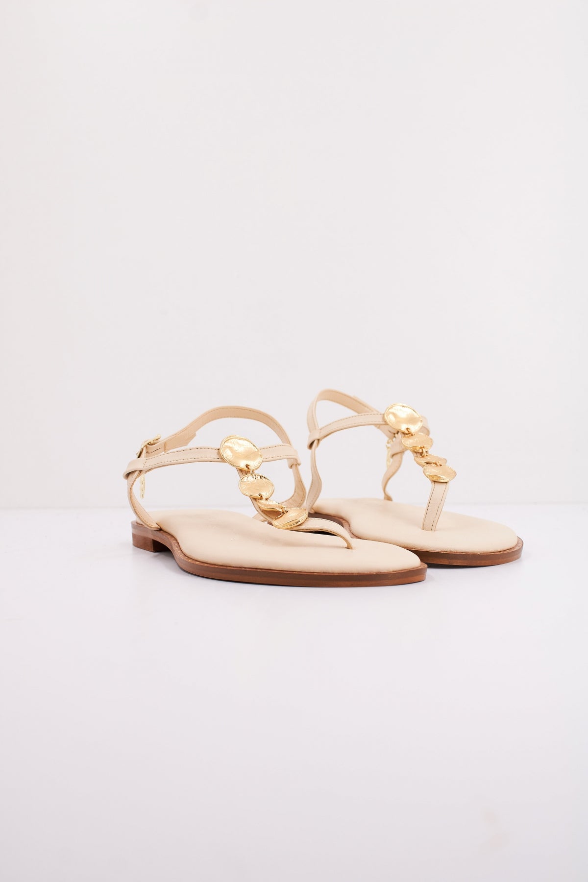 CARYATIS C en color BLANCO (2)