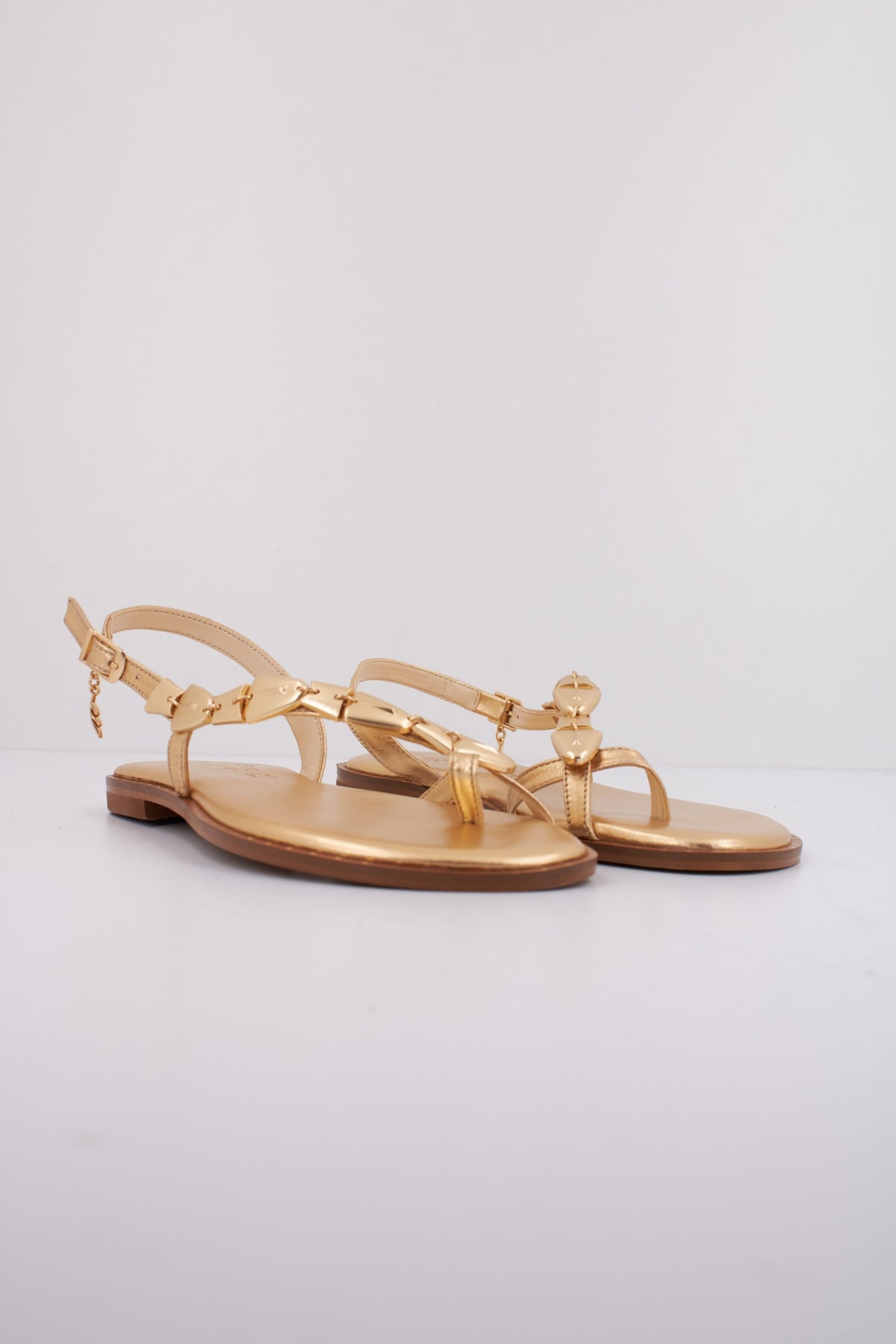 CARYATIS C en color ORO (2)