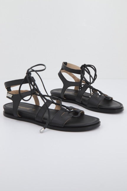 LES TROPEZIENNES CAMOMY en color NEGRO (2)