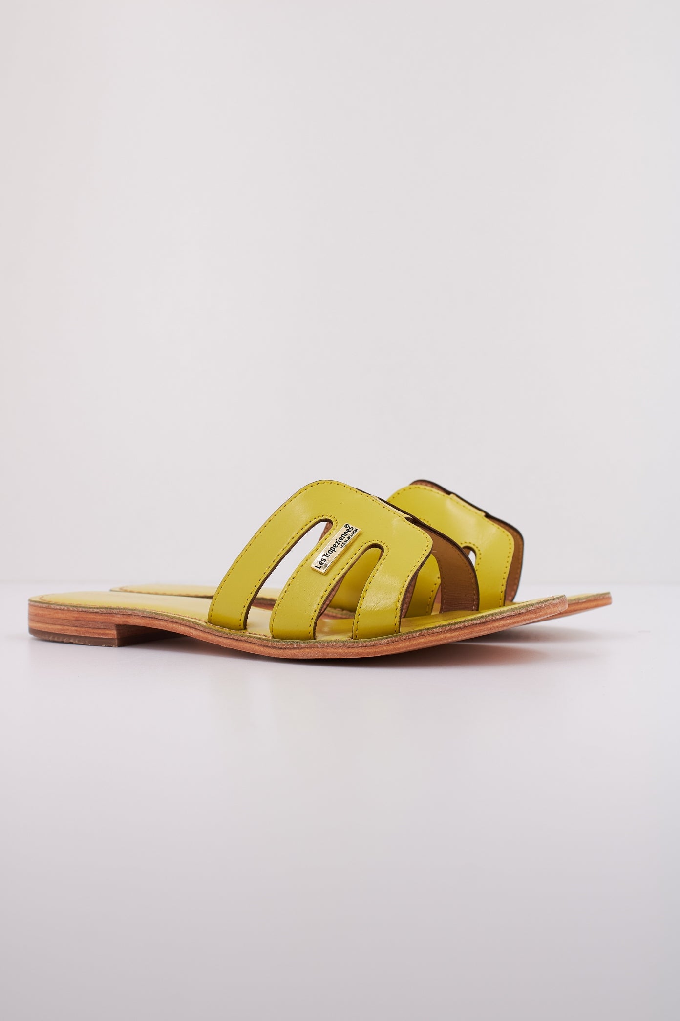 LES TROPEZIENNES CDAMIA en color AMARILLO (2)
