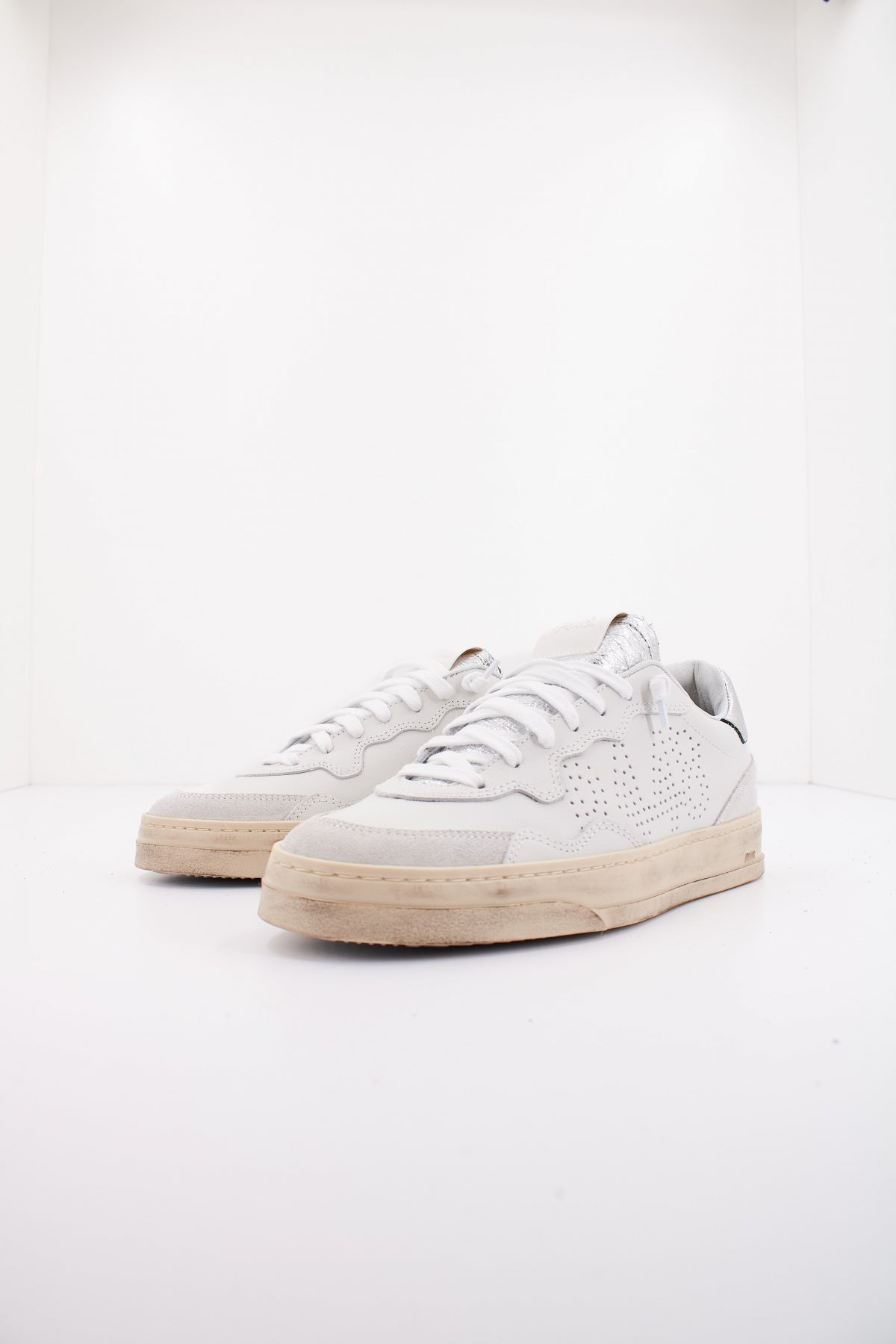 P BALIW en color BLANCO (2)