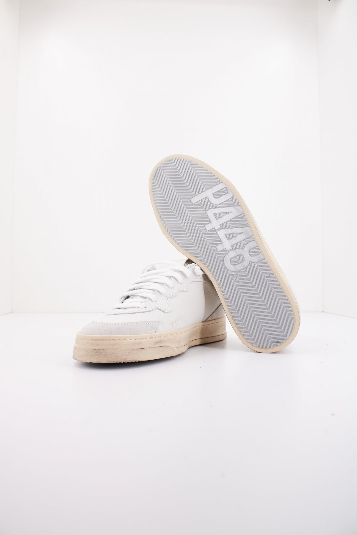 P BALIW en color BLANCO (4)