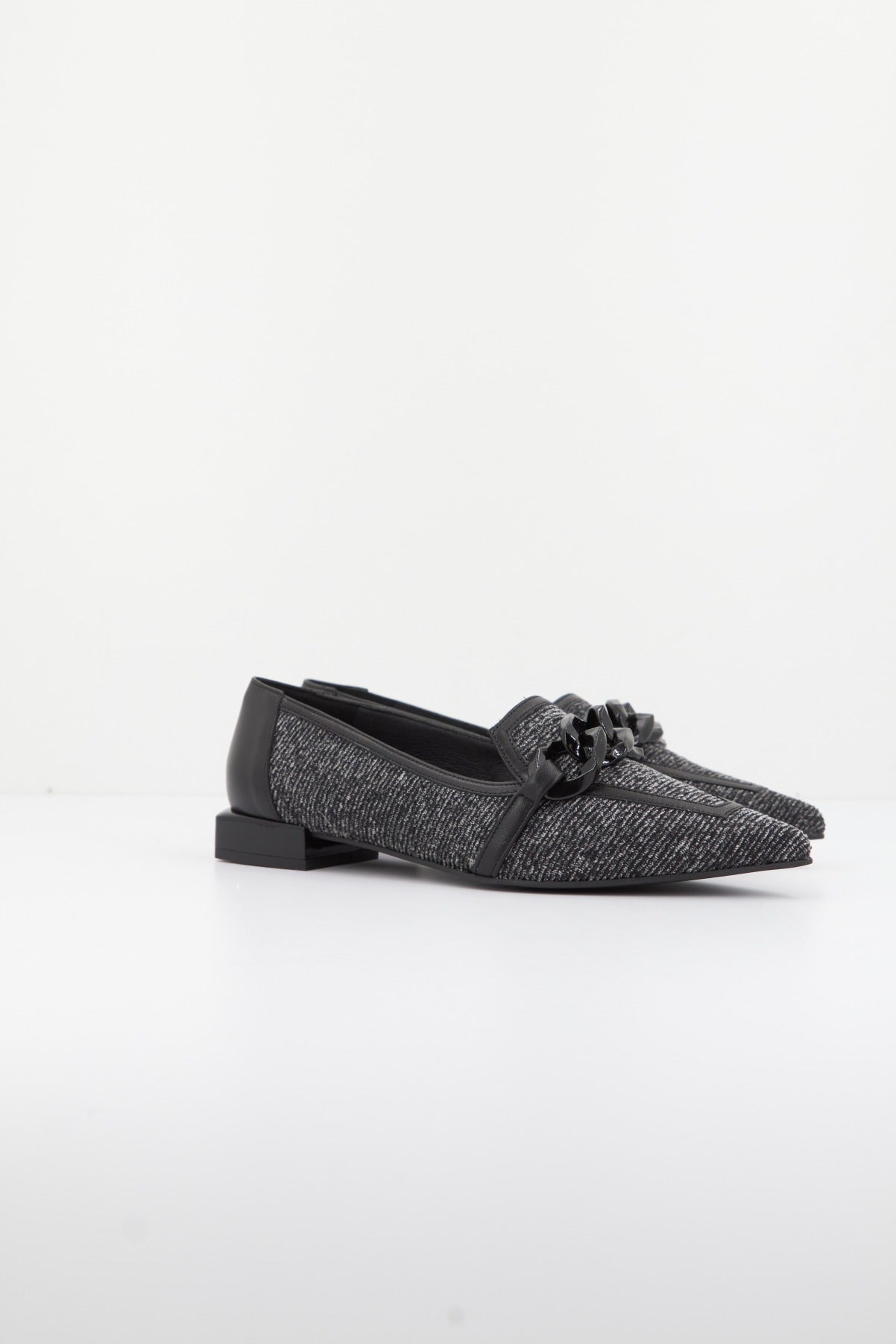 DIBIA D en color GRIS (2)