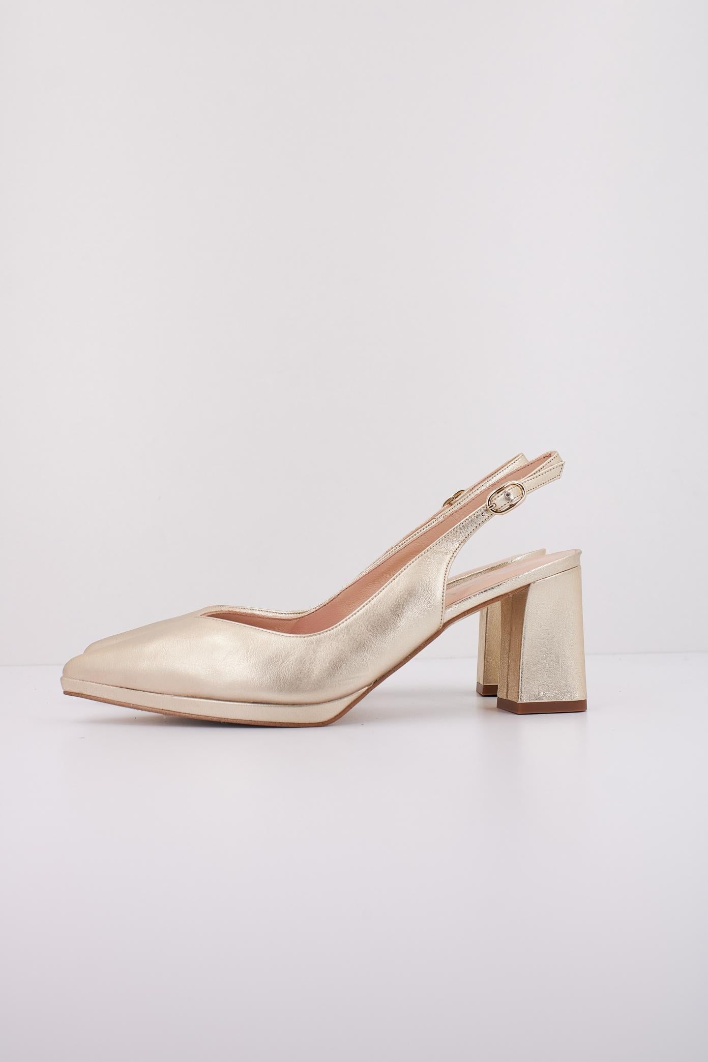 DIBIA D en color ORO (1)