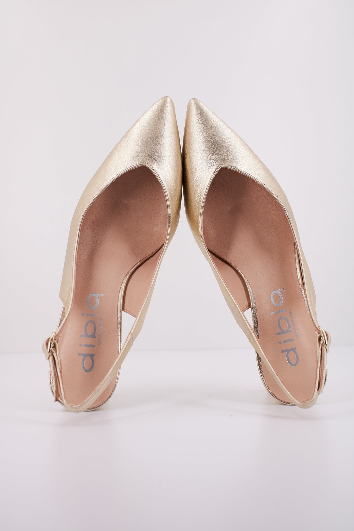 DIBIA D en color ORO (3)