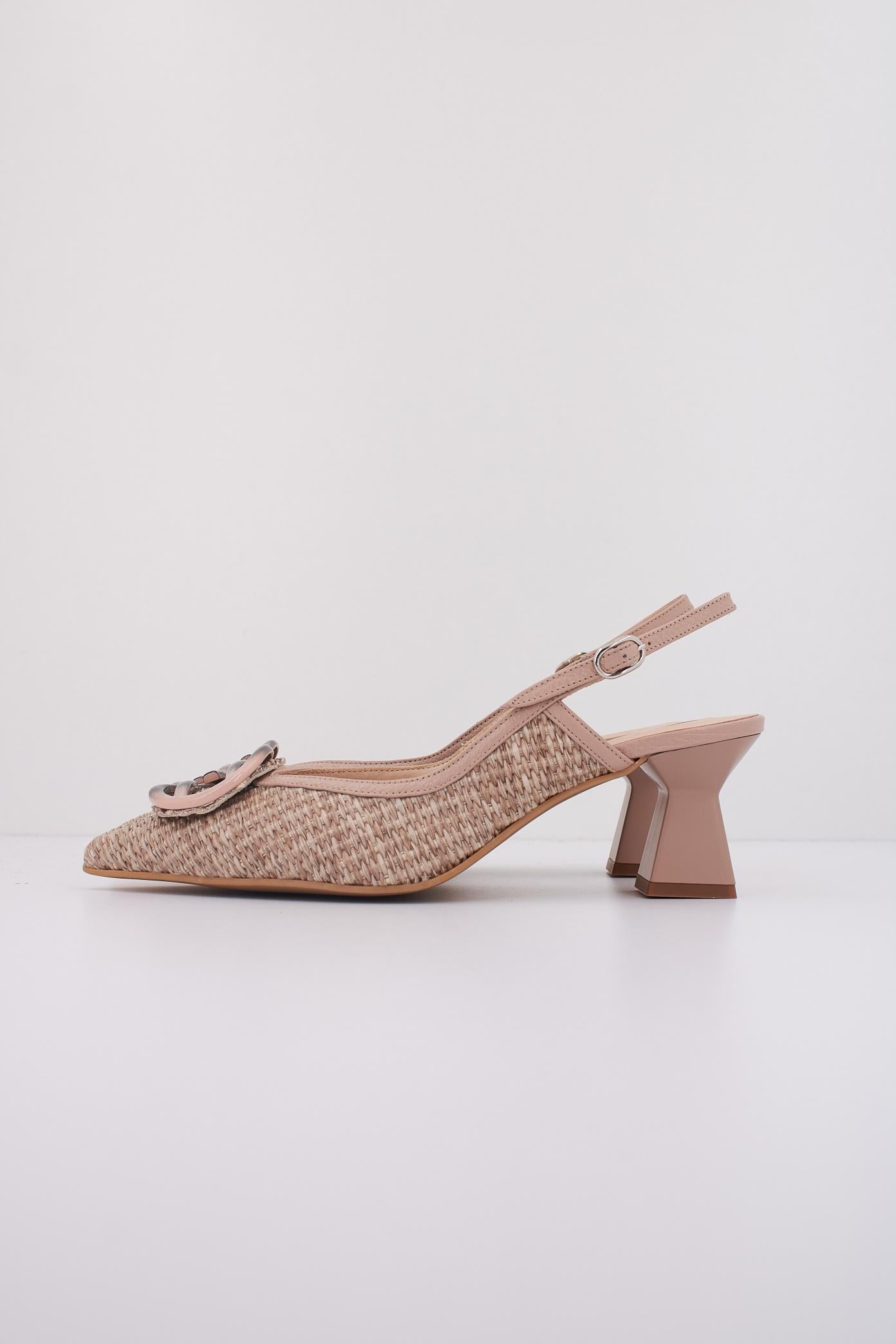 DIBIA D en color MARRON (1)