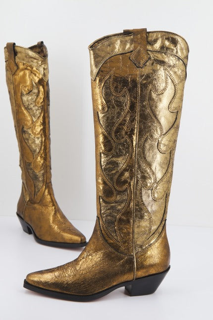 CURIOSITÈ C en color ORO (2)