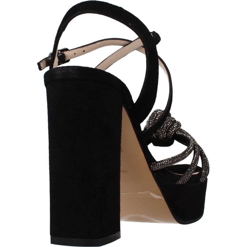LODI TUXUR en color NEGRO (3)