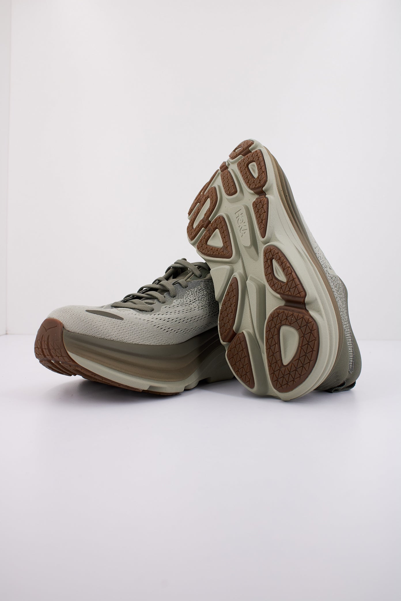 HOKA BONDI en color VERDE (5)