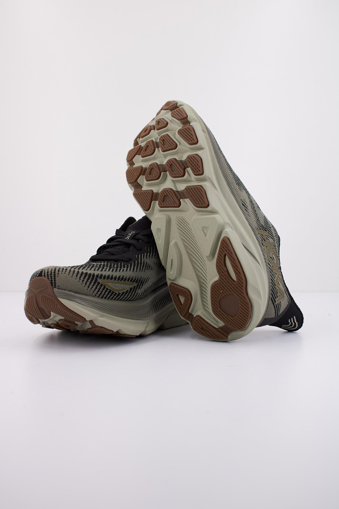 HOKA CLIFTON en color VERDE (4)