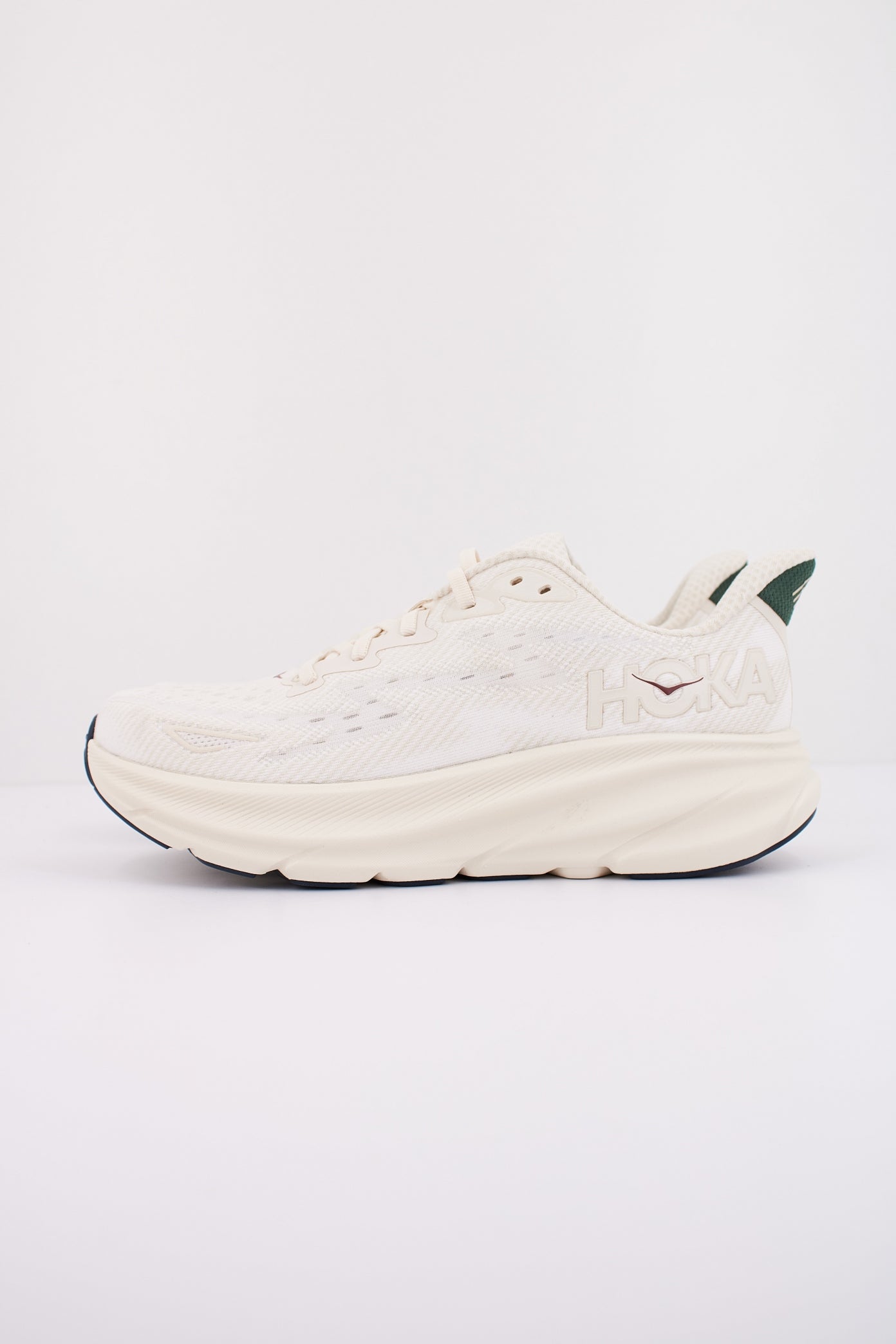 HOKA CLIFTON en color BLANCO (1)