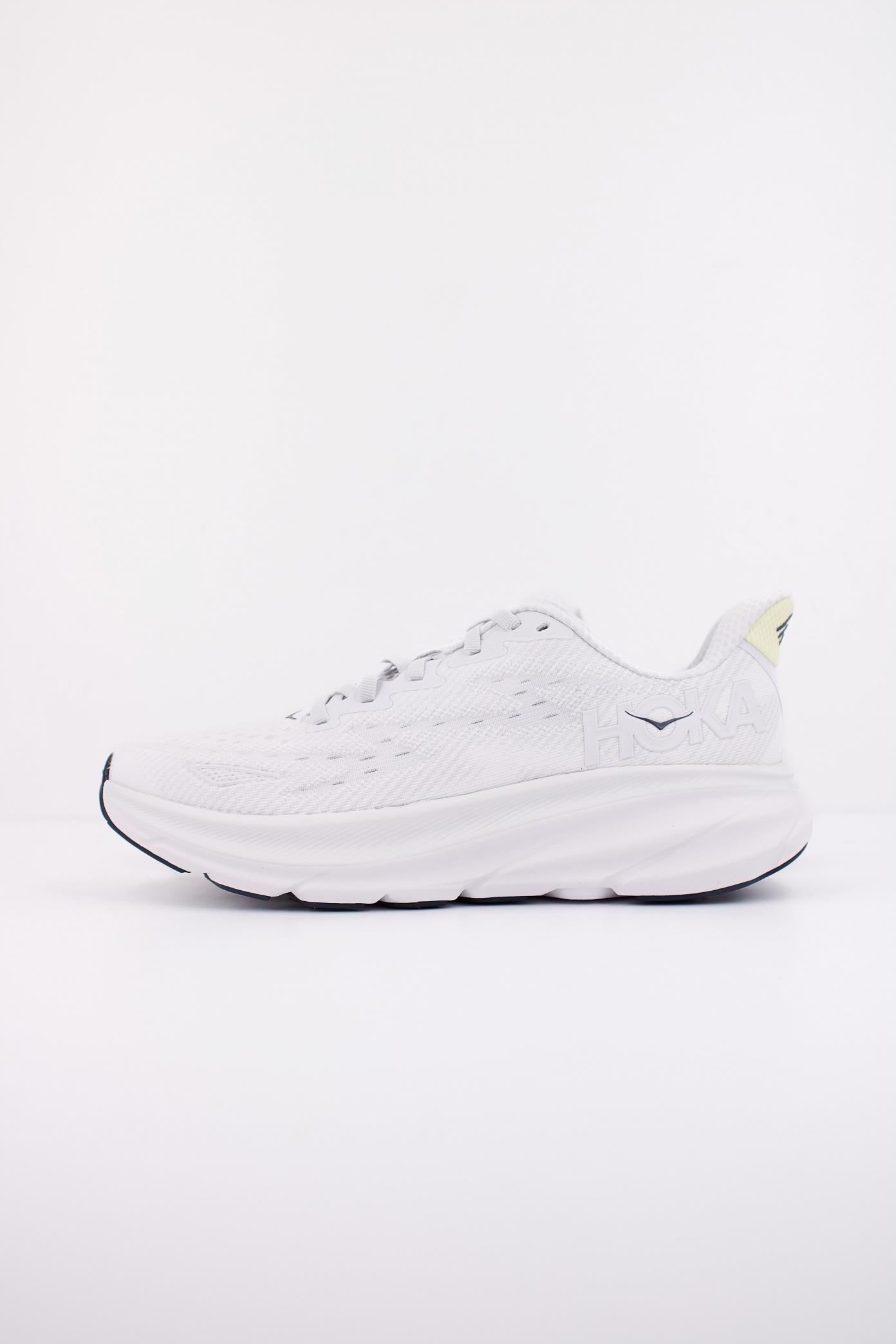 HOKA CLIFTON en color BLANCO (1)