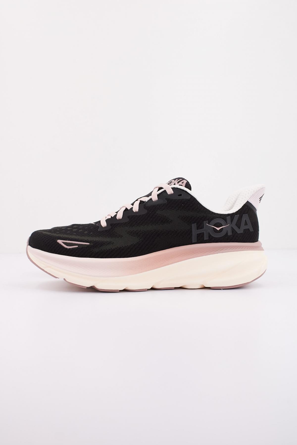HOKA CLIFTON en color NEGRO (1)