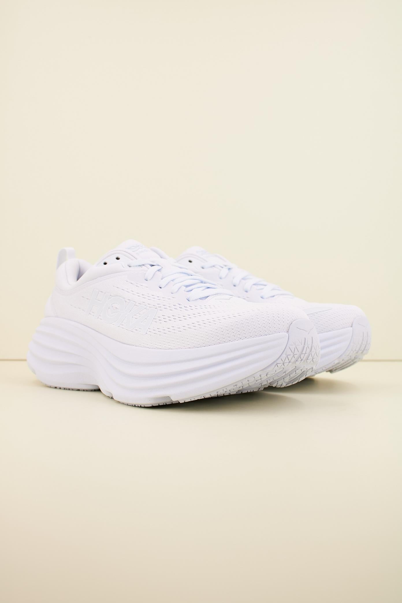 HOKA BONDI en color BLANCO (2)