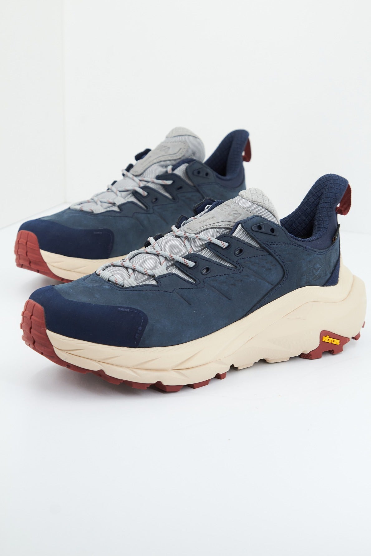HOKA U KAHA LOW GTX en color AZUL (2)