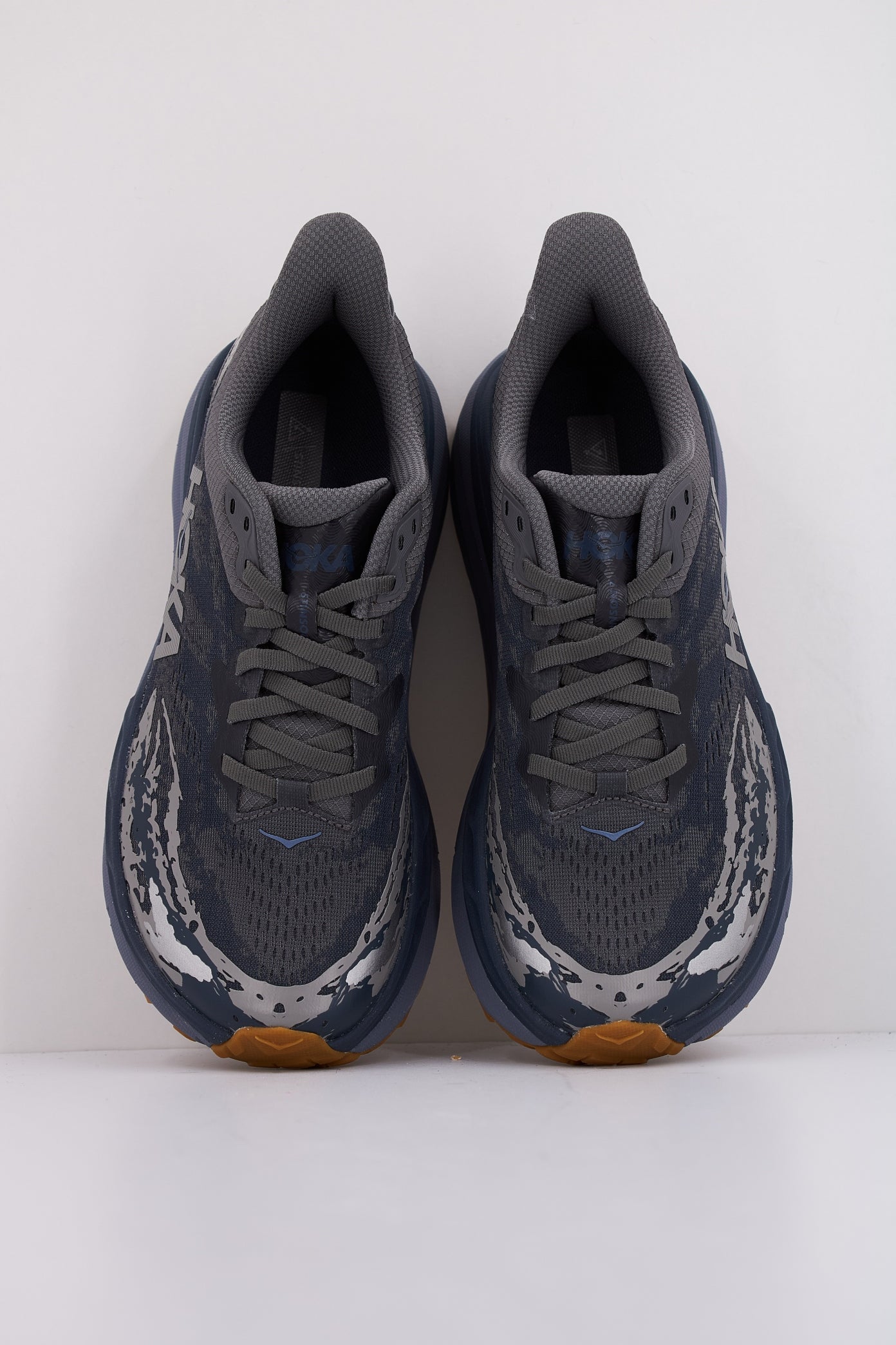 HOKA STINSON en color GRIS (3)