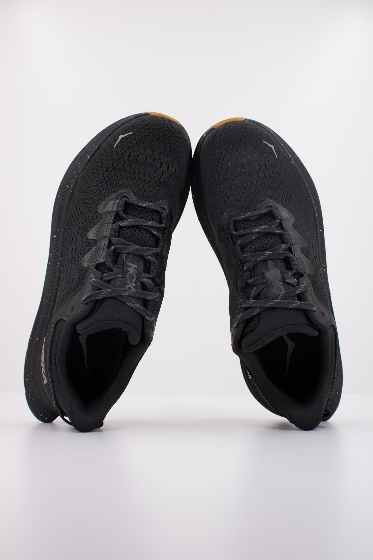 HOKA W KAWANA en color NEGRO (3)