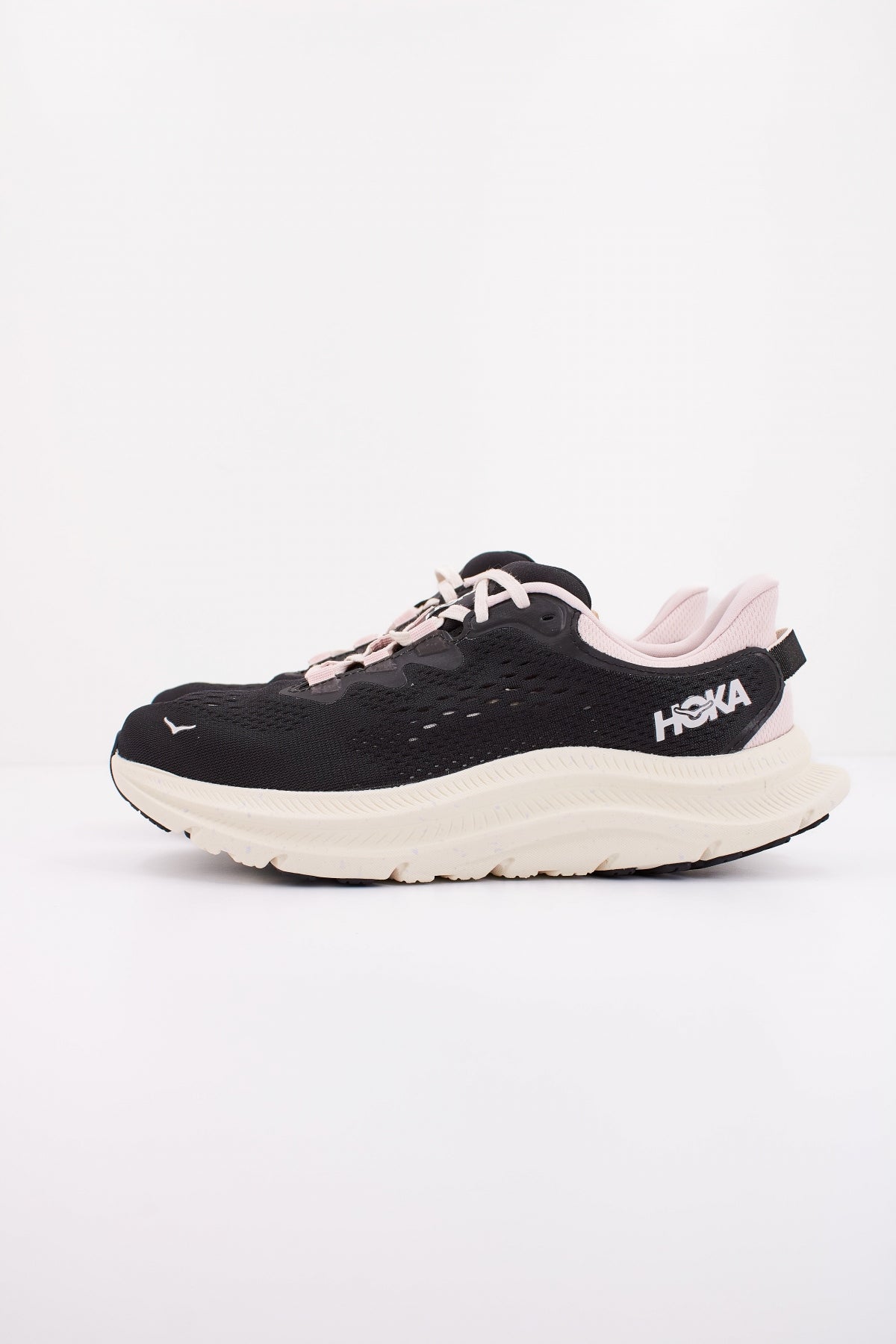 HOKA KAWANA en color NEGRO (1)