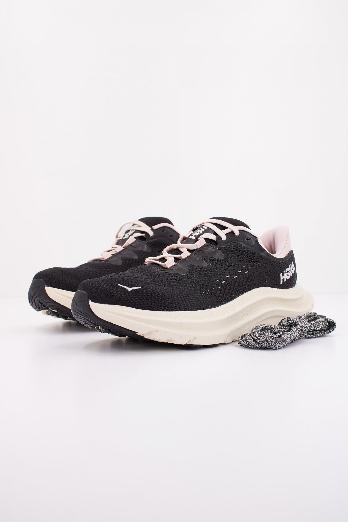 HOKA KAWANA en color NEGRO (2)