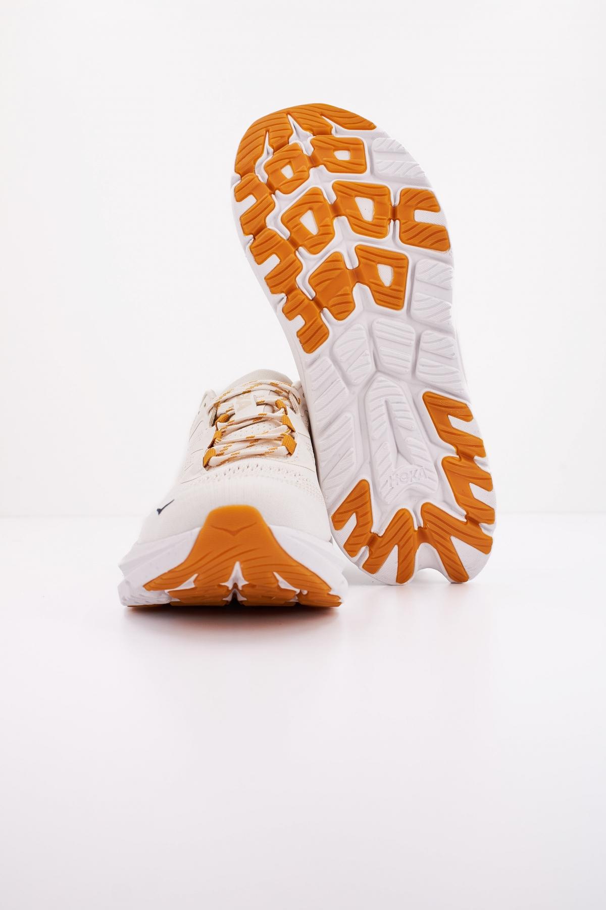 HOKA KAWANA en color BEIS (5)