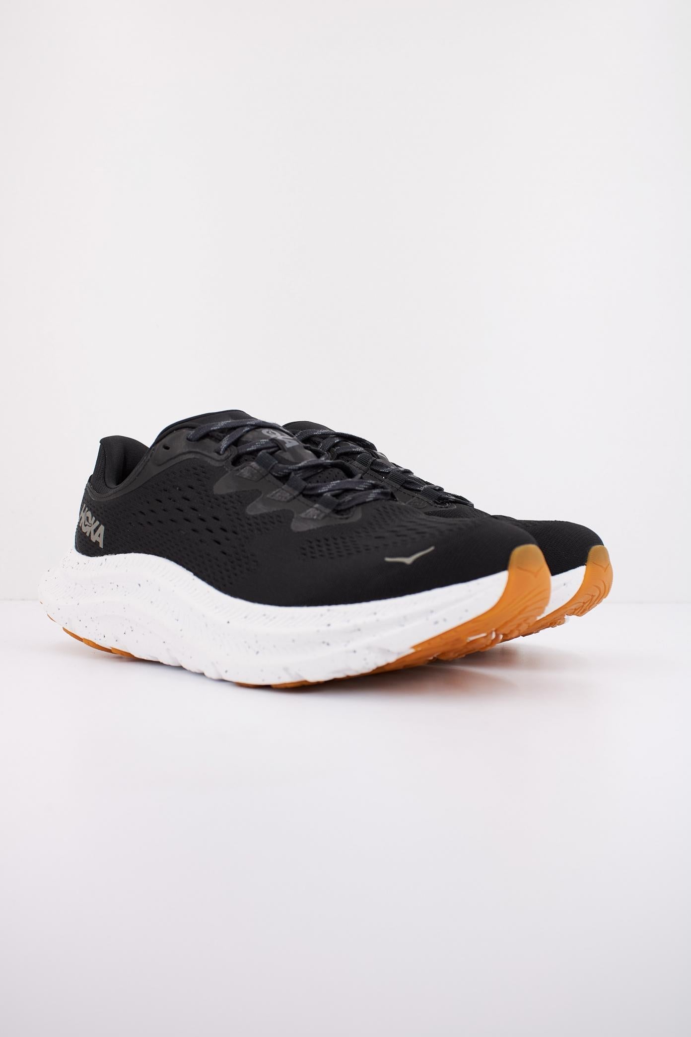 HOKA KAWANA en color NEGRO (2)
