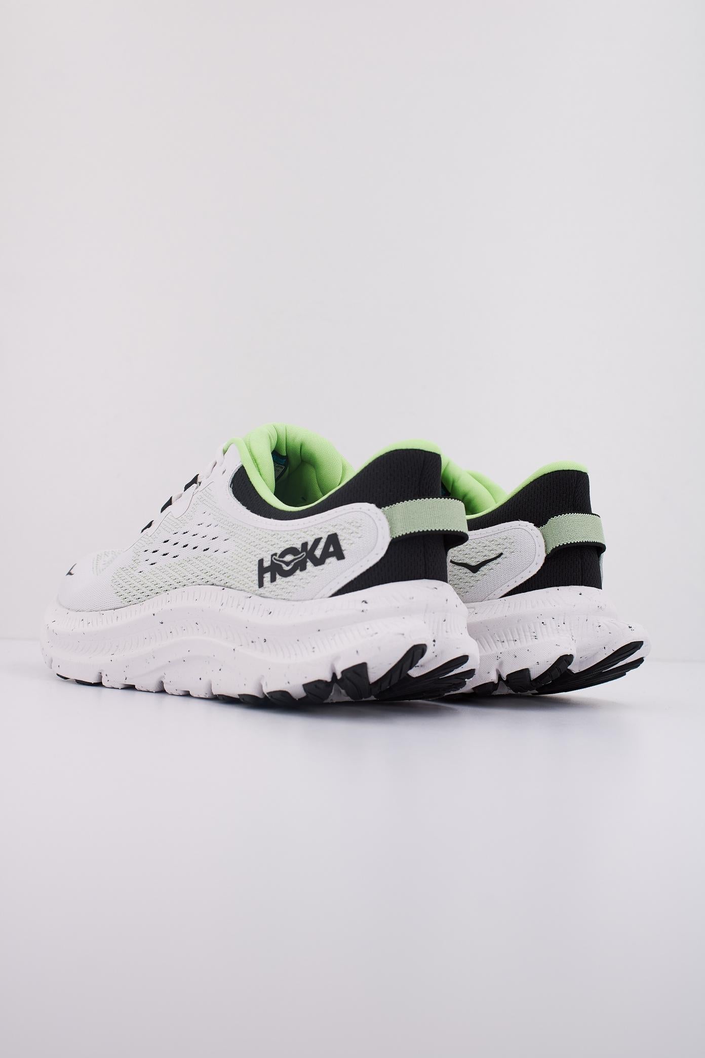 HOKA KAWANA en color BLANCO (4)