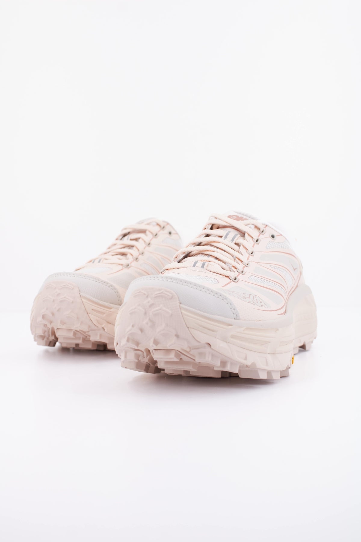 HOKA U MAFATE SPEED en color ROSA (2)