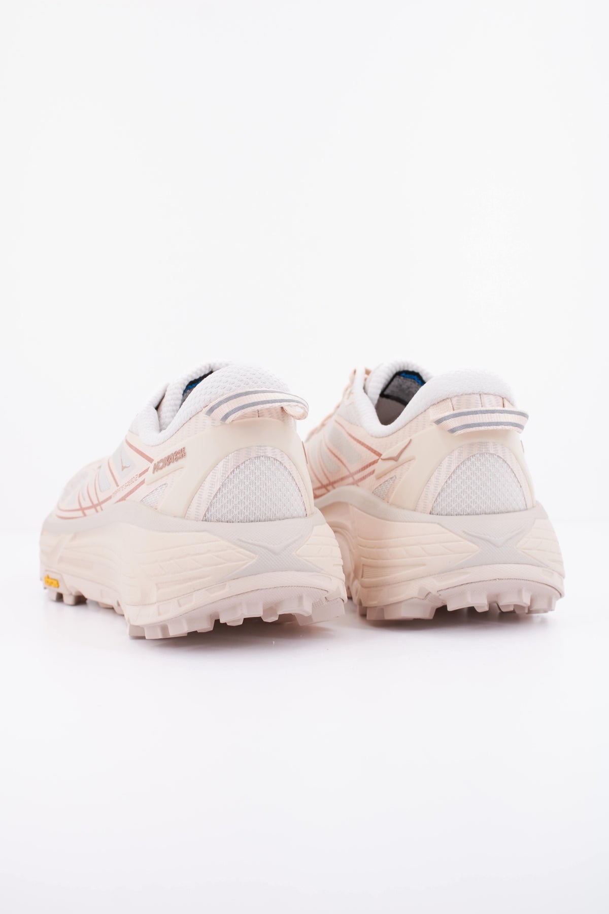 HOKA U MAFATE SPEED en color ROSA (4)