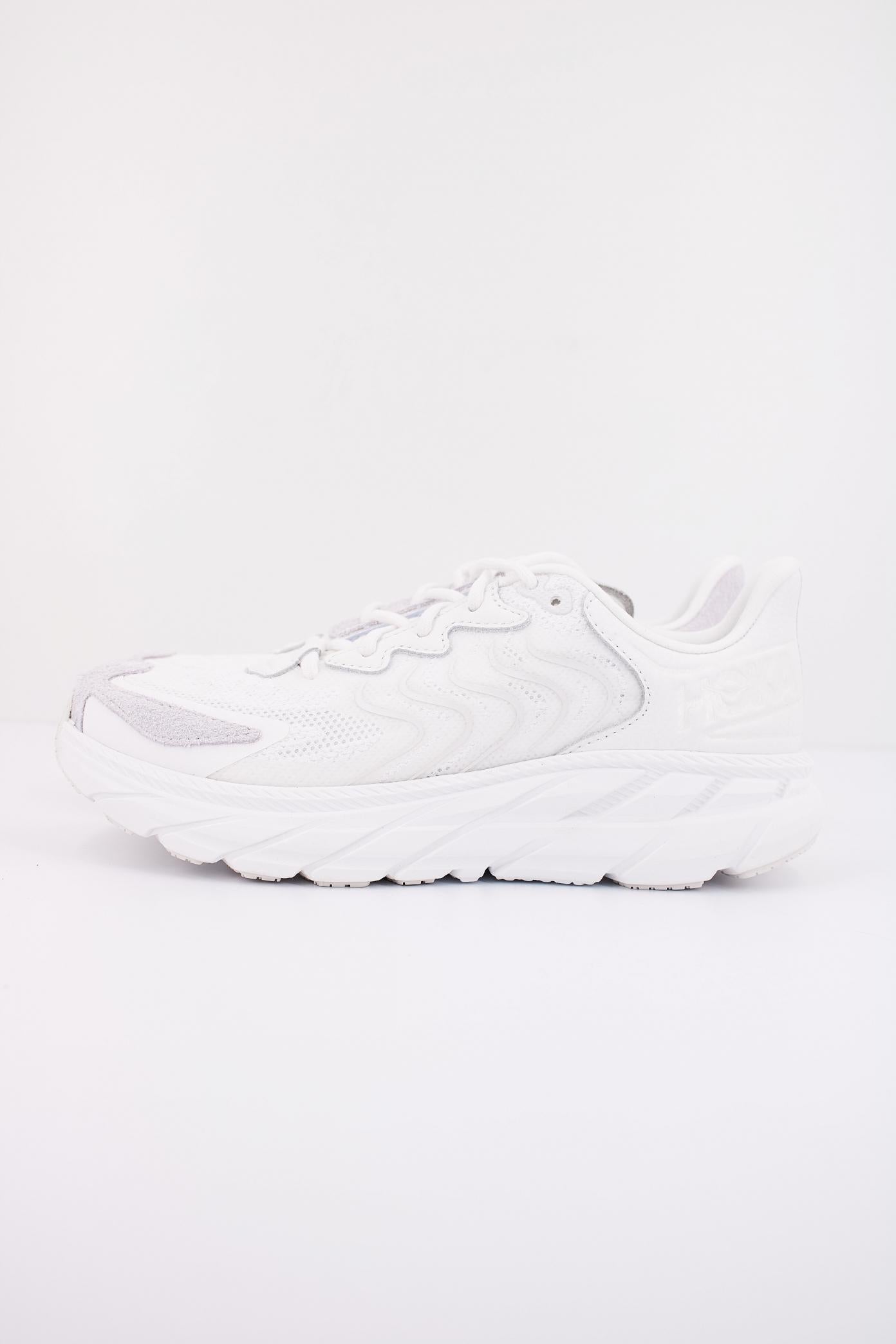 HOKA U CLIFTON LS en color BLANCO (1)