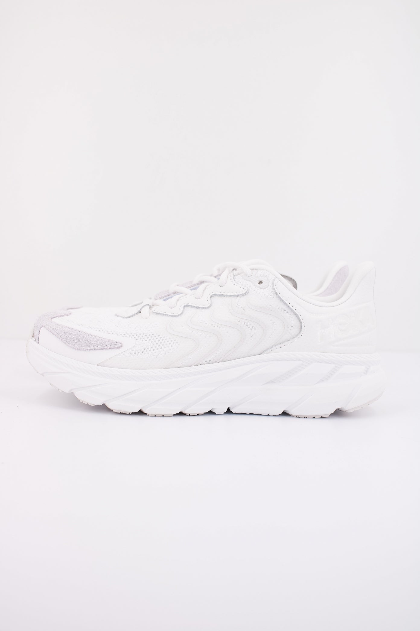 HOKA U CLIFTON LS en color BLANCO (1)