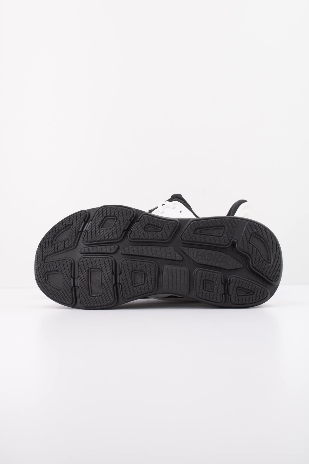 HOKA HO ZAPATILLA BONDI en color BLANCO (5)