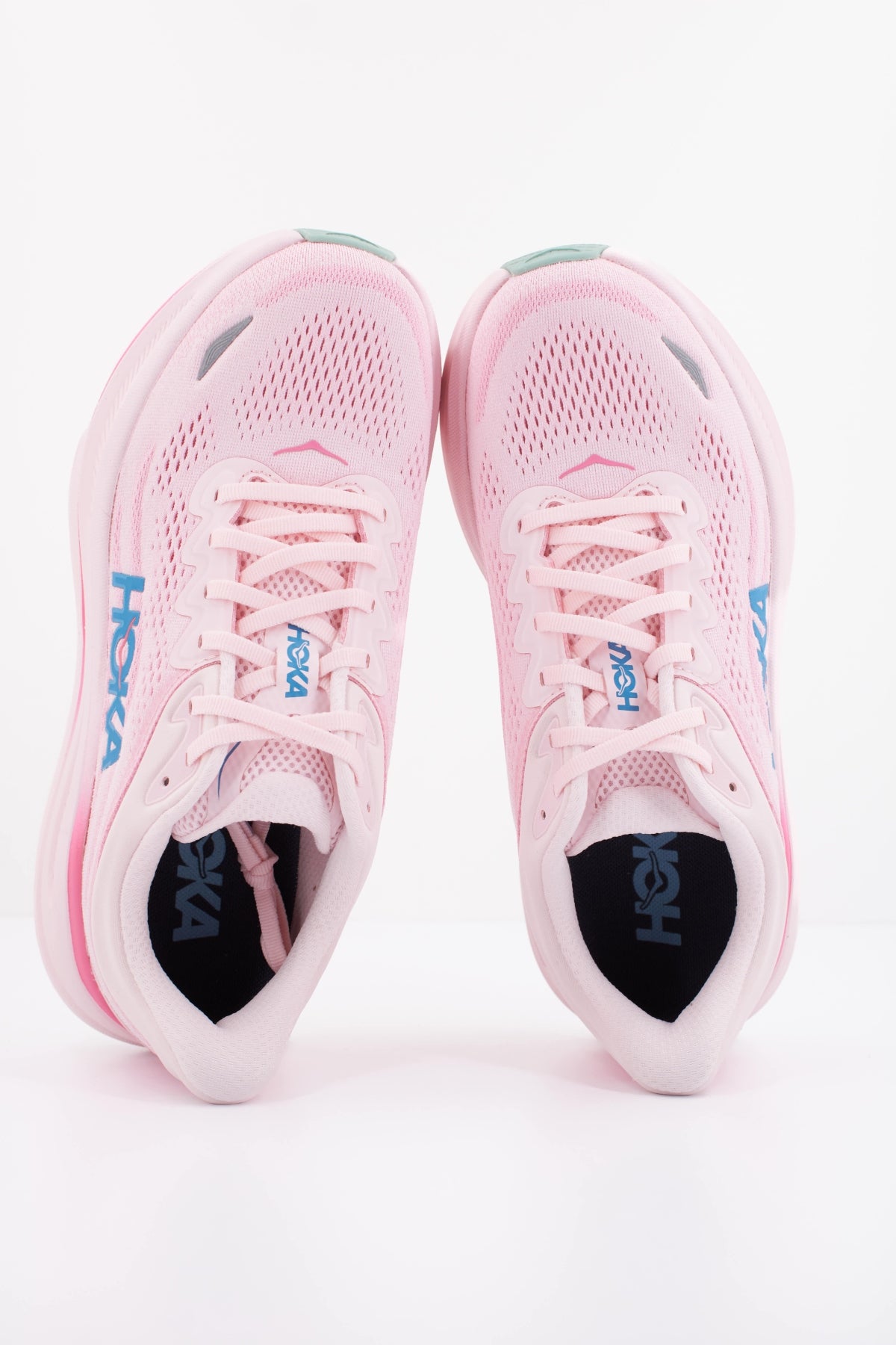 HOKA W BONDI en color ROSA (3)