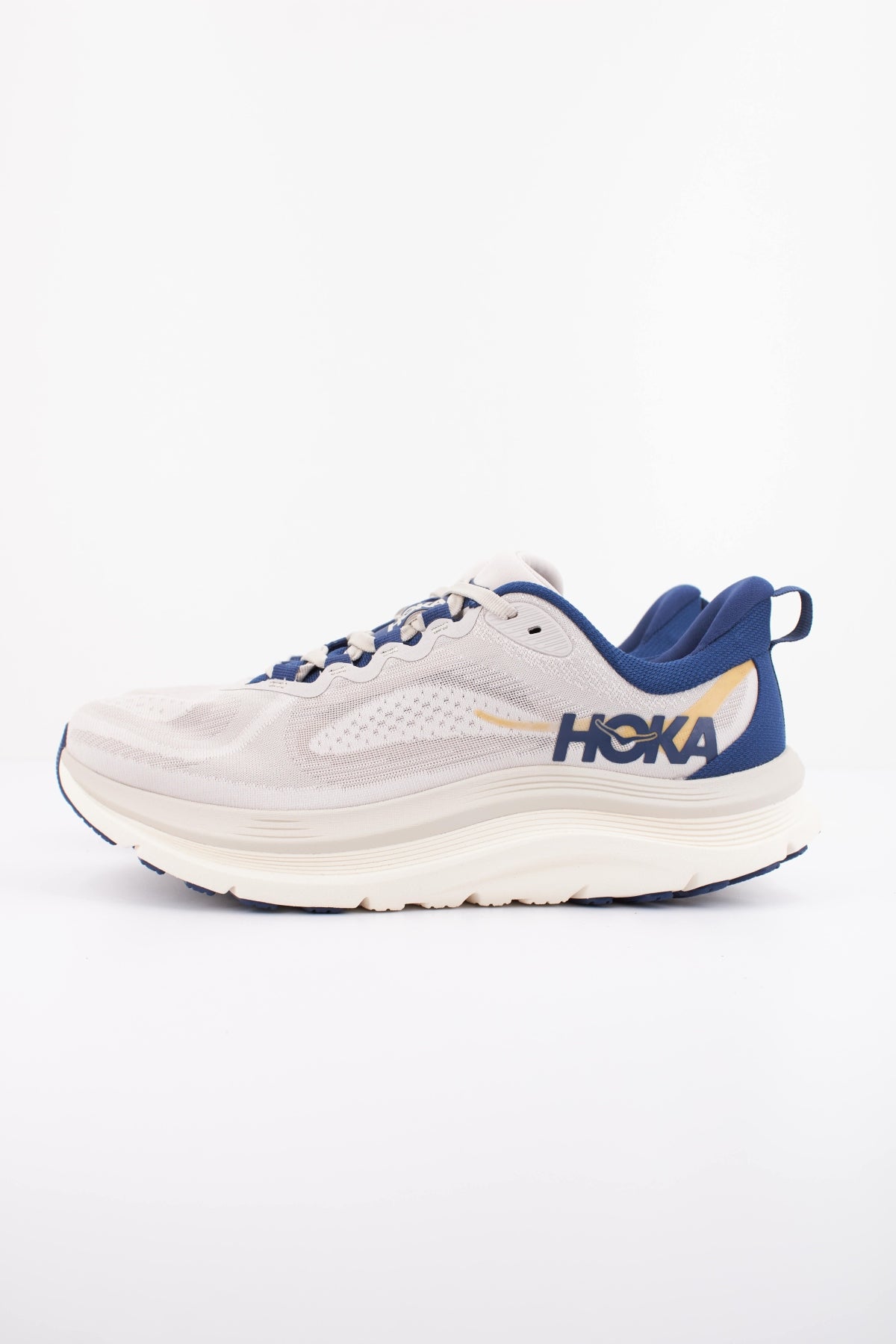 HOKA KAWANA en color BLANCO (1)