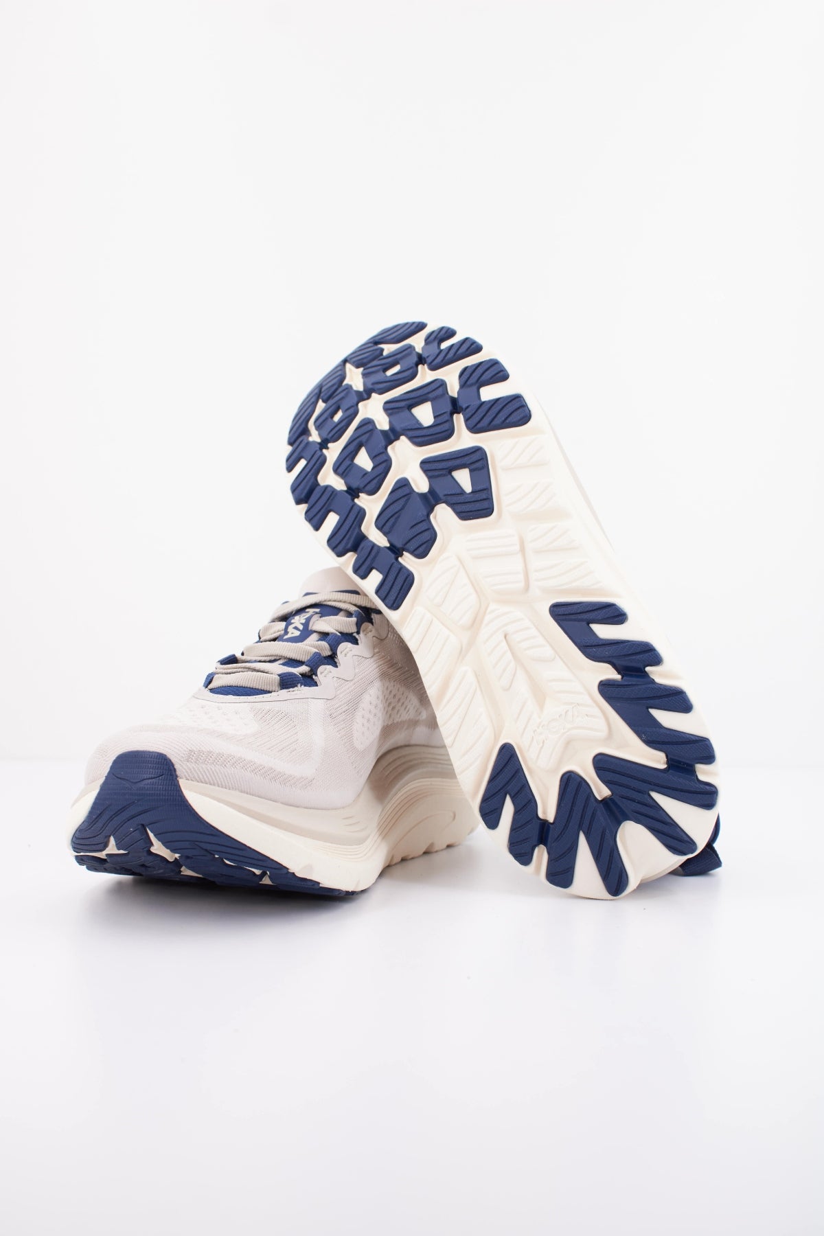 HOKA KAWANA en color BLANCO (5)