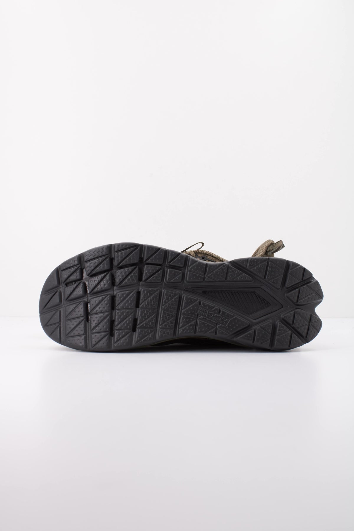 HOKA MHO ZAPATILLA MACH REMASTERE en color VERDE (5)