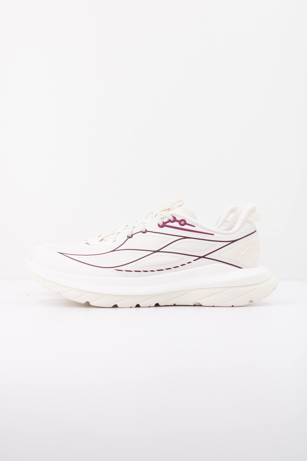 HOKA MHO ZAPATILLA W MACH REMASTE en color BLANCO (1)