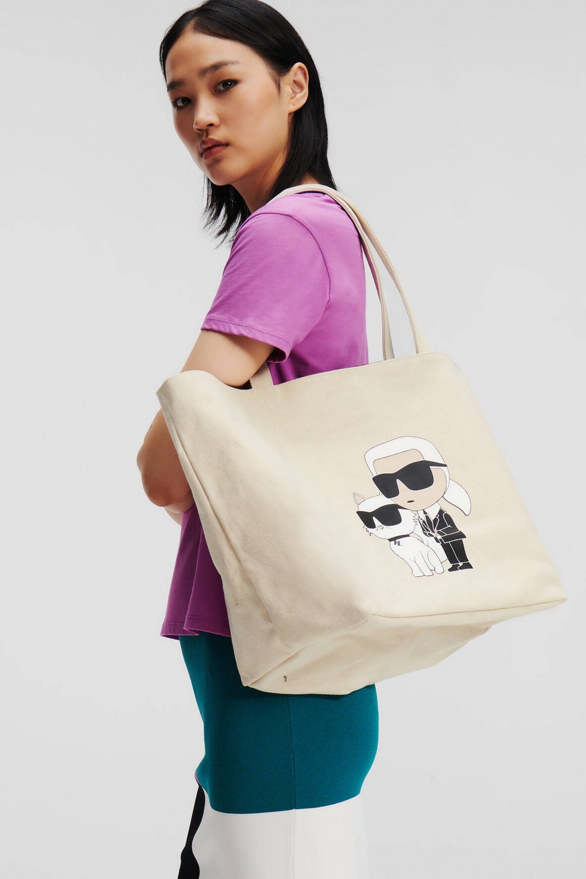 KARL LAGERFELD KARL & CHOUPETTE K/IKONIK en color BLANCO (1)