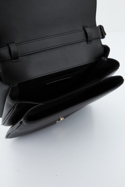 KARL LAGERFELD K/LETTERS FLAP CROSSBODY en color NEGRO (4)
