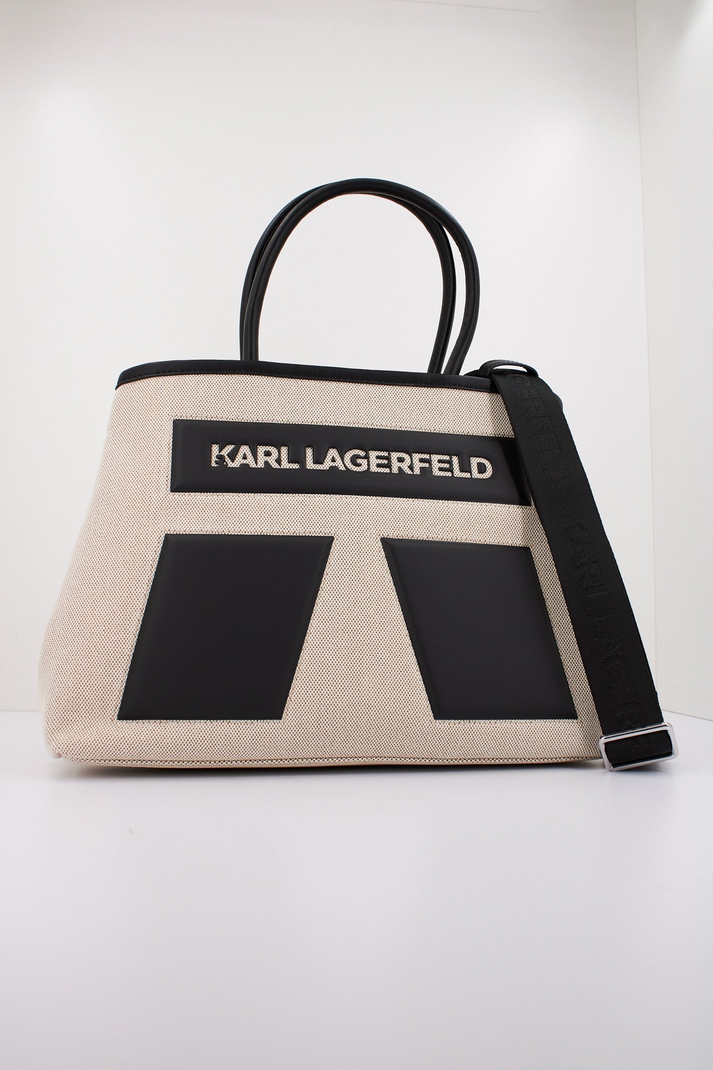 KARL LAGERFELD ICON K MD SHOPPER en color BEIS (1)