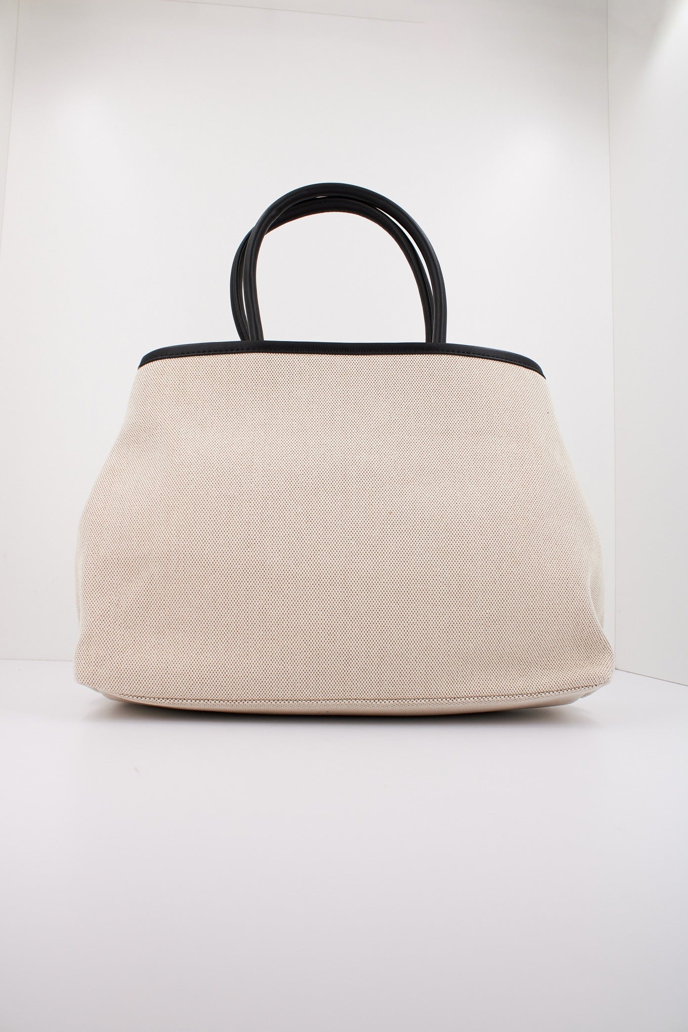 KARL LAGERFELD ICON K MD SHOPPER en color BEIS (2)