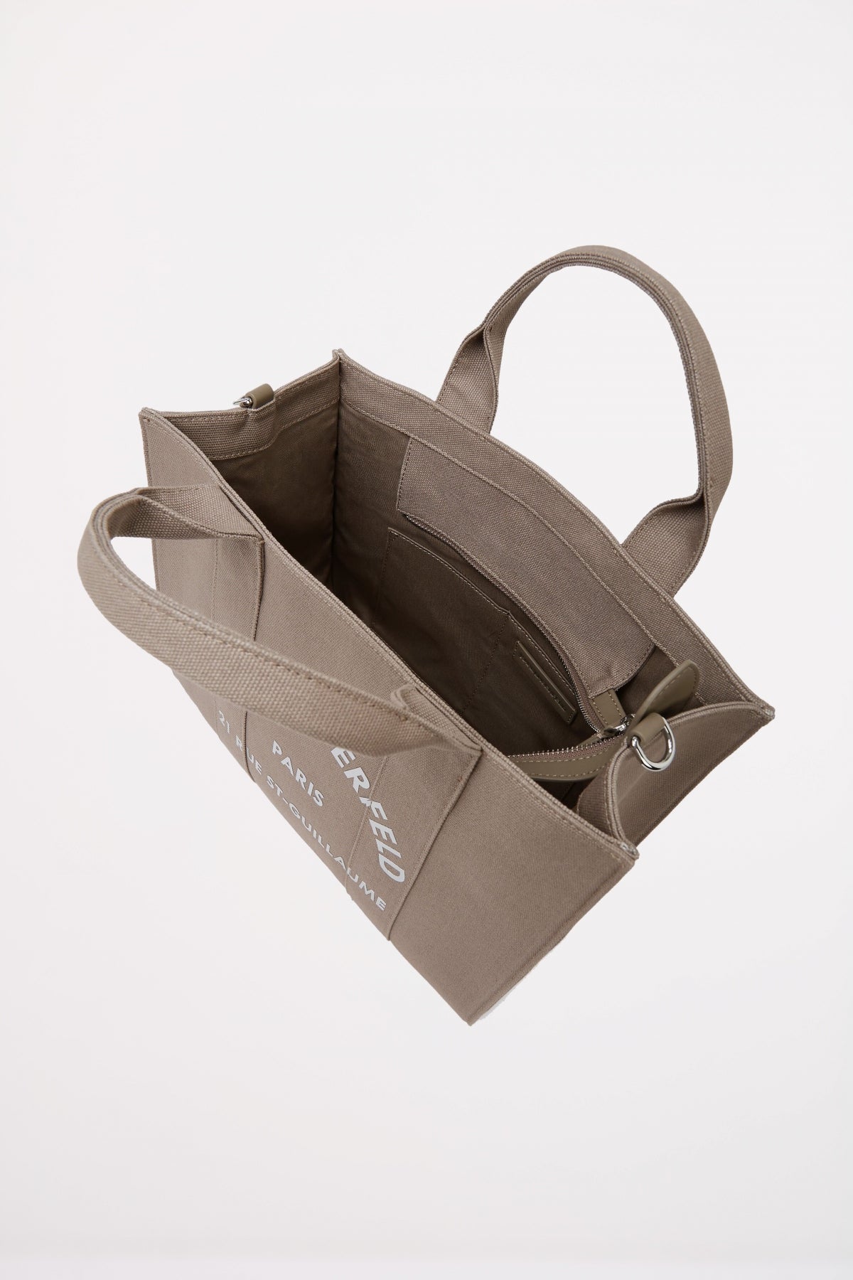 KARL LAGERFELD RSG SQUARE MEDIUM TOTE en color GRIS (3)
