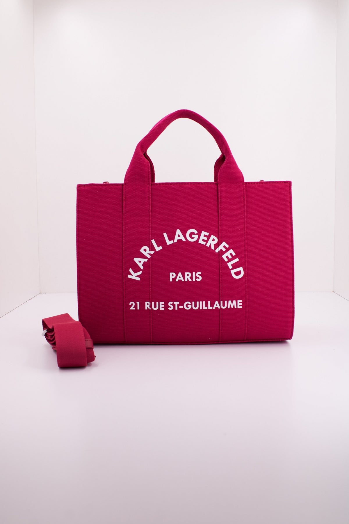 KARL LAGERFELD RSG SQUARE MEDIUM TOTE en color ROJO (1)