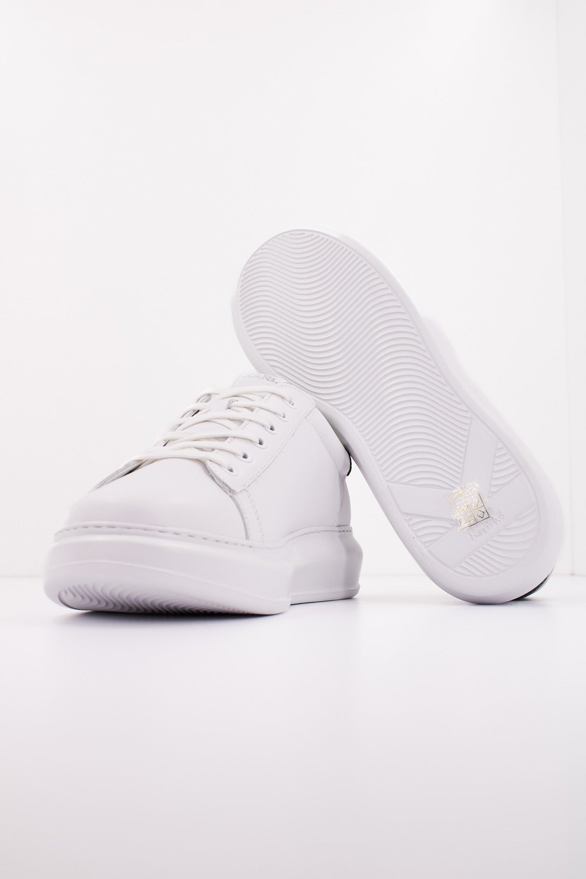 KARL LAGERFELD KAPRI MENS en color BLANCO (4)