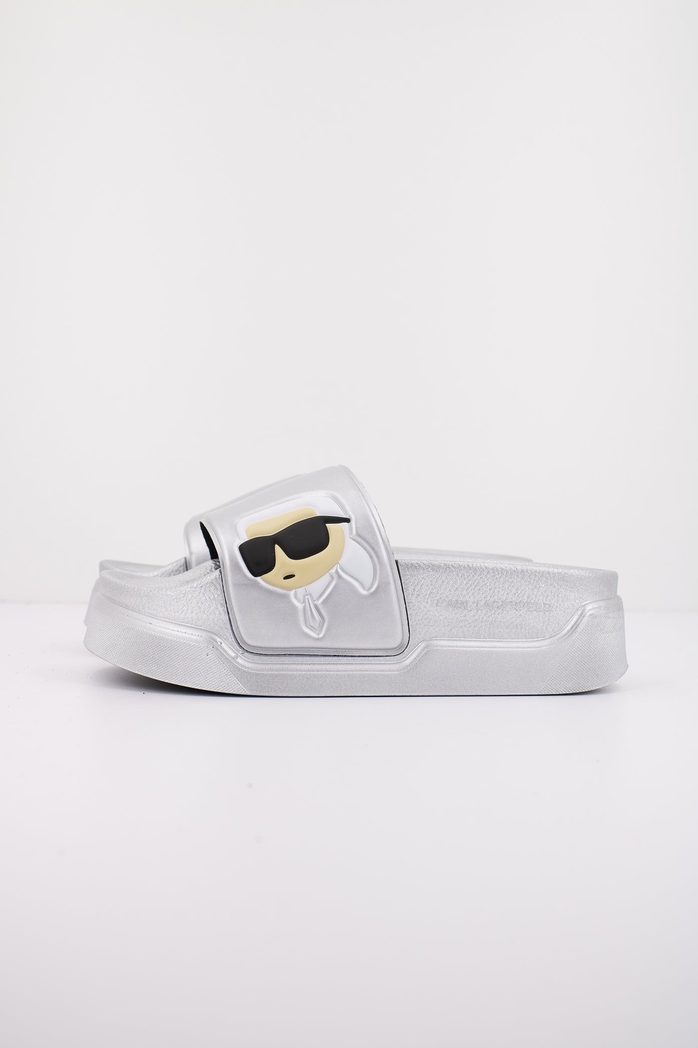 KARL LAGERFELD KONDOMINIUM en color PLATA (1)